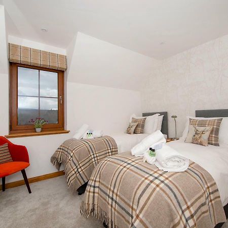 Tower Ridge Courtyard Appartement Fort William Buitenkant foto